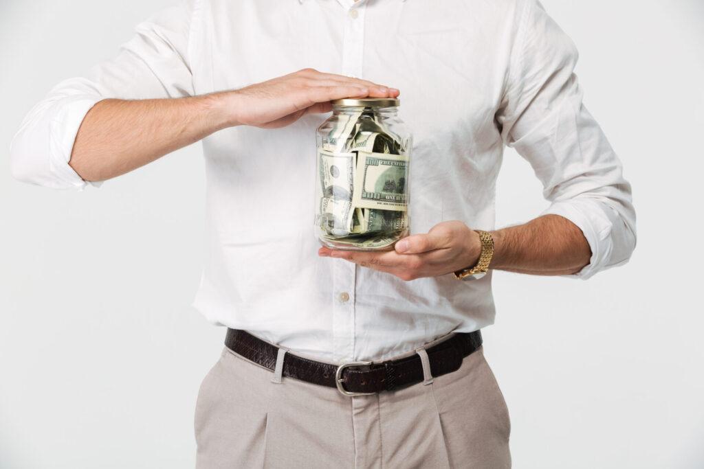 Nebankovní půjčky mohou být řešením v obtížné finanční situaci.