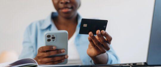 jak bezpečně platit na internetu